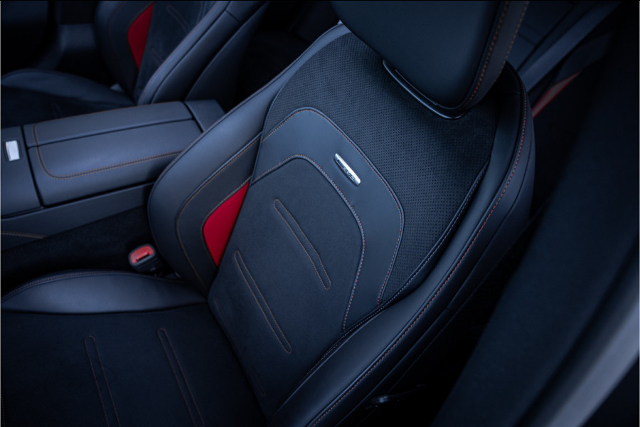 Mercedes-Benz E-Klasse Estate AMG 53 4MATIC+ Hyperscreen ** Massage ** Burmester ** Panodak ** Trekhaak ** Verwarmd stuurwiel ** Standkachel ** Verlichte grille ** Dashcam