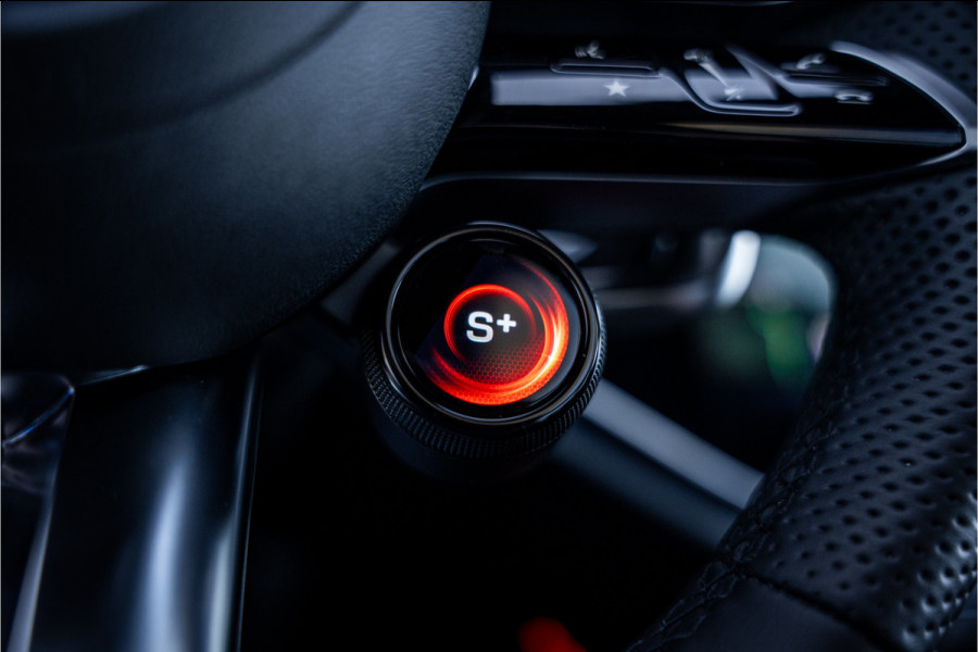 Mercedes-Benz E-Klasse Estate AMG 53 4MATIC+ Hyperscreen ** Massage ** Burmester ** Panodak ** Trekhaak ** Verwarmd stuurwiel ** Standkachel ** Verlichte grille ** Dashcam