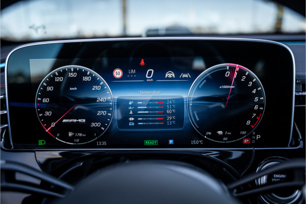 Mercedes-Benz E-Klasse Estate AMG 53 4MATIC+ Hyperscreen ** Massage ** Burmester ** Panodak ** Trekhaak ** Verwarmd stuurwiel ** Standkachel ** Verlichte grille ** Dashcam