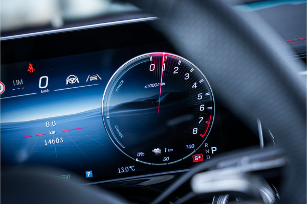 Mercedes-Benz E-Klasse Estate AMG 53 4MATIC+ Hyperscreen ** Massage ** Burmester ** Panodak ** Trekhaak ** Verwarmd stuurwiel ** Standkachel ** Verlichte grille ** Dashcam