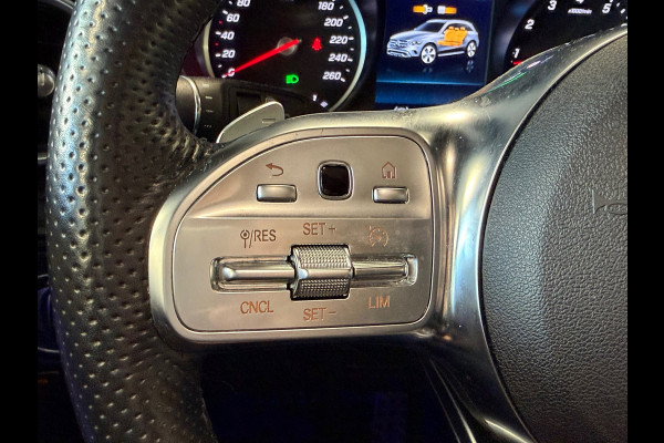 Mercedes-Benz GLC 200 4MATIC Premium Plus AUT PANORAMADAK TREKHAAK NAVIGATIE CAMERA SFEERVERLICHTING STOELVERWARMING CRUISE