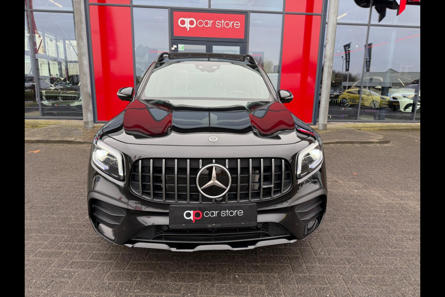 Mercedes-Benz Glb AMG 35 4MATIC / Panoramadak / Alcantara / 360 Camera