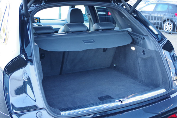 Audi Q3 2.0 TFSI 180 PK Automaat Quattro S-Line Sport Pro Line, Panoramadak, LED, Keyless