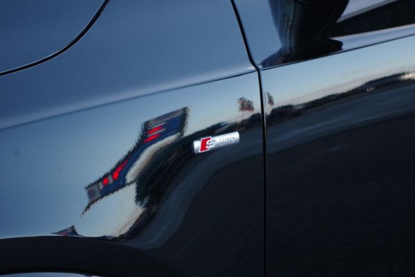 Audi Q3 2.0 TFSI 180 PK Automaat Quattro S-Line Sport Pro Line, Panoramadak, LED, Keyless