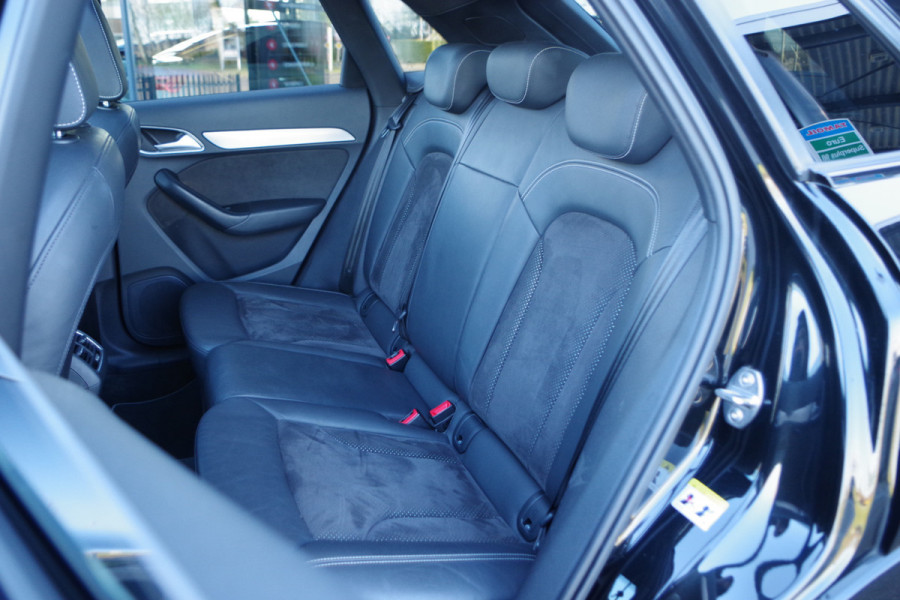 Audi Q3 2.0 TFSI 180 PK Automaat Quattro S-Line Sport Pro Line, Panoramadak, LED, Keyless