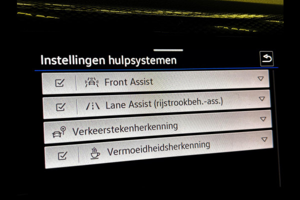 Volkswagen Polo 1.0 TSI R-Line Business_Navi_Carplay_Led_Virtual cocpit