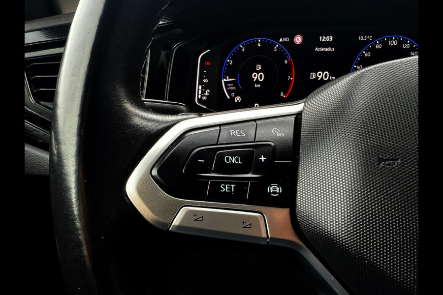 Volkswagen Polo 1.0 TSI R-Line Business_Navi_Carplay_Led_Virtual cocpit