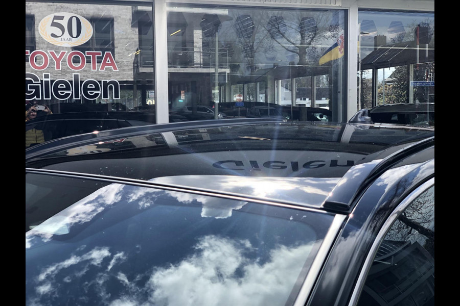 Toyota Bz4x 71,4 kWh 3-Fase Premium Bi-Tone + Panoramisch dak | JBL, Dodehoekherkenning, Leer, Parkeersensoren, Eerste eigenaar