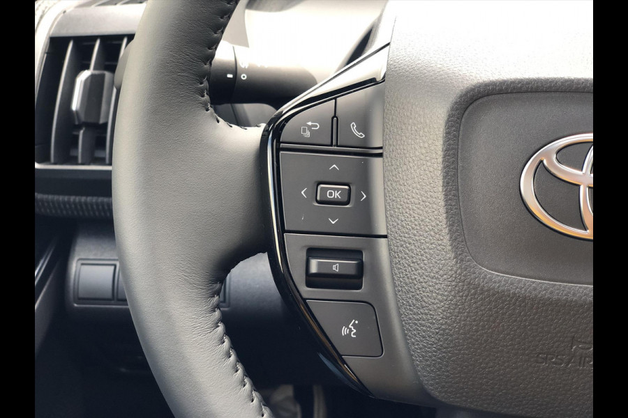 Toyota Bz4x 71,4 kWh 3-Fase Premium Bi-Tone + Panoramisch dak | JBL, Dodehoekherkenning, Leer, Parkeersensoren, Eerste eigenaar