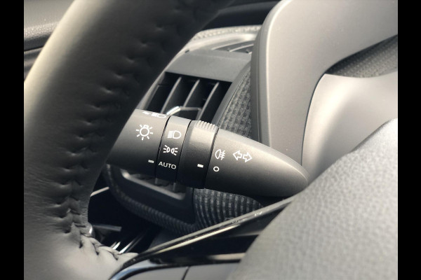 Toyota Bz4x 71,4 kWh 3-Fase Premium Bi-Tone + Panoramisch dak | JBL, Dodehoekherkenning, Leer, Parkeersensoren, Eerste eigenaar