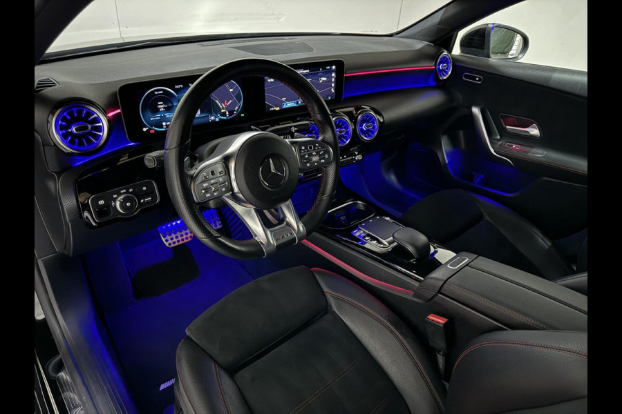 Mercedes-Benz A-Klasse 200 AMG Pano Sfeer Camera Cruise Widescreen