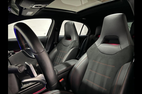 Mercedes-Benz A-Klasse 200 AMG Pano Sfeer Camera Cruise Widescreen
