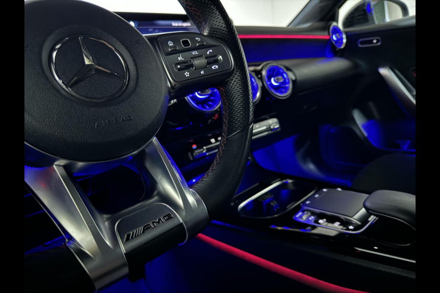 Mercedes-Benz A-Klasse 200 AMG Pano Sfeer Camera Cruise Widescreen
