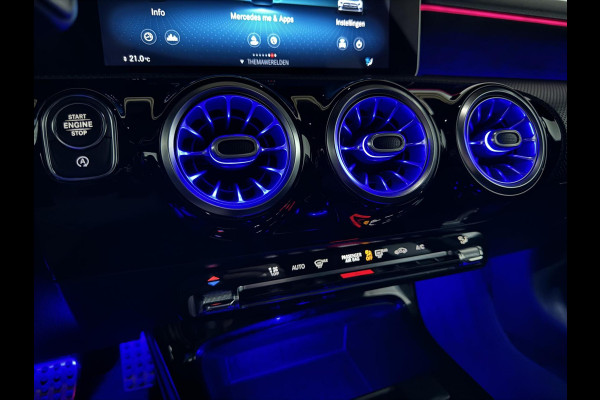 Mercedes-Benz A-Klasse 200 AMG Pano Sfeer Camera Cruise Widescreen