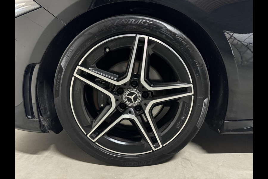Mercedes-Benz A-Klasse 200 AMG Pano Sfeer Camera Cruise Widescreen