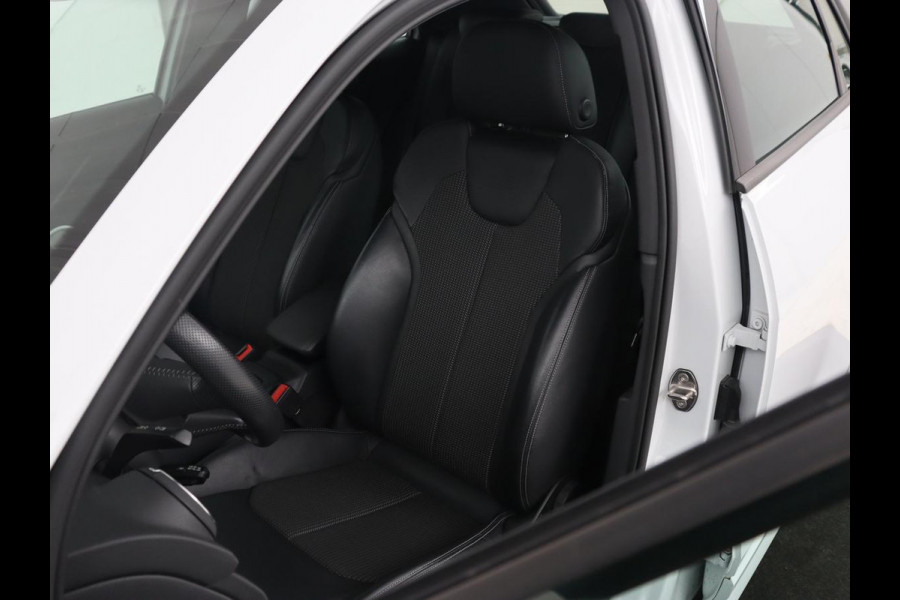 Audi Q2 1.4 TFSI Sport S Line | Full LED | Half leder | Navigatie | Climate control | Sportstoelen | Trekhaak | Camera | Cruise control | Bluetooth | Audi Sound | Parkeerhulp