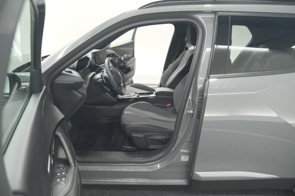 Peugeot 2008 Hybrid 136 e-DCS6 Allure | 360 Camera | Adaptieve Cruise Control | Dodehoekdetectie | Navigatie