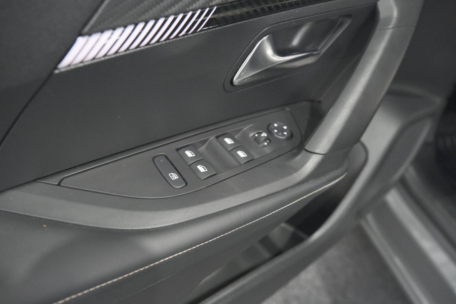 Peugeot 2008 Hybrid 136 e-DCS6 Allure | 360 Camera | Adaptieve Cruise Control | Dodehoekdetectie | Navigatie