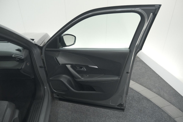 Peugeot 2008 Hybrid 136 e-DCS6 Allure | 360 Camera | Adaptieve Cruise Control | Dodehoekdetectie | Navigatie