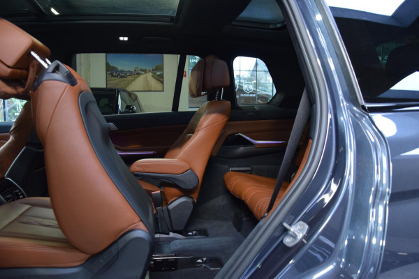 BMW X7 XDrive30d 6p. M-Pakket|1e Eig.|Org.NL|Panoramadak|Dealer Onderhouden