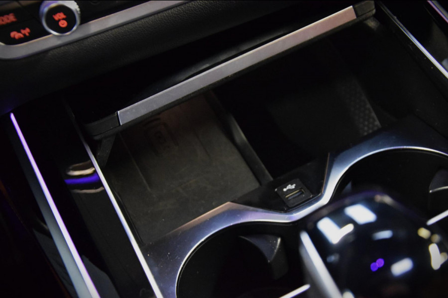 BMW X7 XDrive30d 6p. M-Pakket|1e Eig.|Org.NL|Panoramadak|Dealer Onderhouden