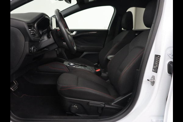 Ford Focus 1.5 EcoBoost ST Line X | Trekhaak | Adaptive cruise | Camera | Carplay | Digital Cockpit | Keyless | Full LED | Navigatie | Climate control