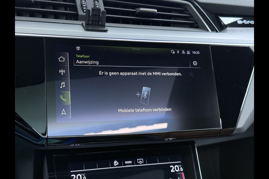 Audi e-tron 55 Quattro 95kWh 408PK Elektr.Leer+Verwarmd Pano-Dak Trekhaak Luchtvering Adap.Cruise Navi Ecc Stoelverwarming Business edition  SOH 93% LED Lmv Elek.Achterklep Privacy Glas Keyless Zwarte Hemel 1e Eigenaar 1.800KG Trekgewicht Zeer compleet! Volledig Dealer Onderhouden, net Beurt gehad bij Audi!
