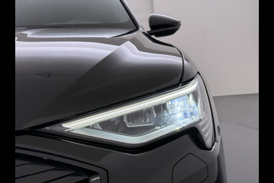 Audi e-tron 55 Quattro 95kWh 408PK Elektr.Leer+Verwarmd Pano-Dak Trekhaak Luchtvering Adap.Cruise Navi Ecc Stoelverwarming Business edition  SOH 93% LED Lmv Elek.Achterklep Privacy Glas Keyless Zwarte Hemel 1e Eigenaar 1.800KG Trekgewicht Zeer compleet! Volledig Dealer Onderhouden, net Beurt gehad bij Audi!