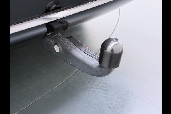 Audi e-tron 55 Quattro 95kWh 408PK Elektr.Leer+Verwarmd Pano-Dak Trekhaak Luchtvering Adap.Cruise Navi Ecc Stoelverwarming Business edition  SOH 93% LED Lmv Elek.Achterklep Privacy Glas Keyless Zwarte Hemel 1e Eigenaar 1.800KG Trekgewicht Zeer compleet! Volledig Dealer Onderhouden, net Beurt gehad bij Audi!