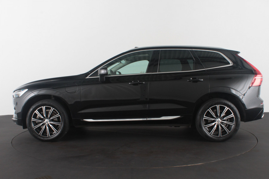 Volvo XC60 2.0 T6 Plug-in hybrid AWD Inscription 341pk/Trekhaak/Pano.schuif/Memory/Leer/ONYX BLACK/Apple CarPlay/Standverwarming