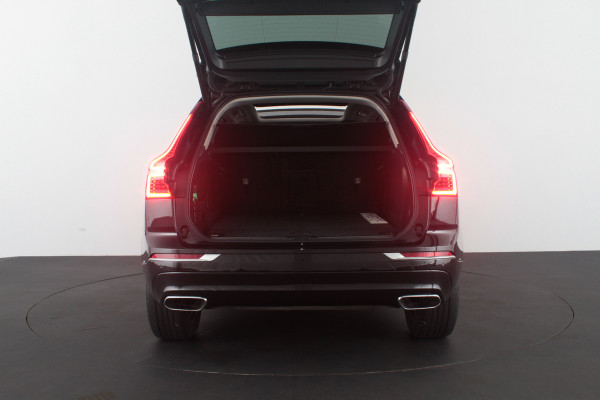 Volvo XC60 2.0 T6 Plug-in hybrid AWD Inscription 341pk/Trekhaak/Pano.schuif/Memory/Leer/ONYX BLACK/Apple CarPlay/Standverwarming