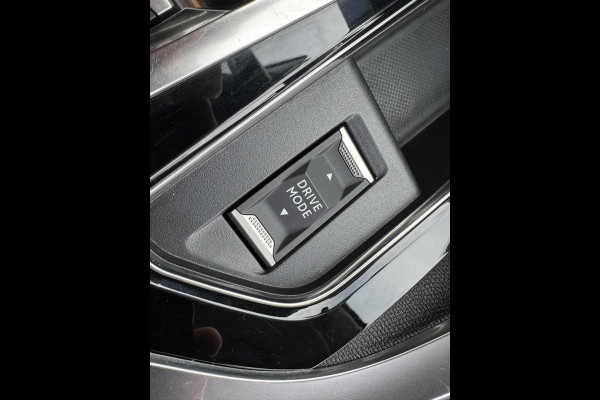 Peugeot 3008 1.2 PureTech Premium Automaat Trekhaak Cruise Climate Digitaal Dashboard Led 360 Camera Carplay Riem is vervangen