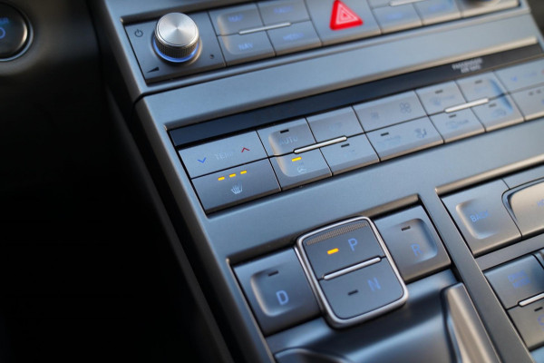 Hyundai NEXO FCEV | Verwarmde stoelen | Camera | Dealer onderhouden | Verwarmd stuurwiel | LED | Elek achterklep |
