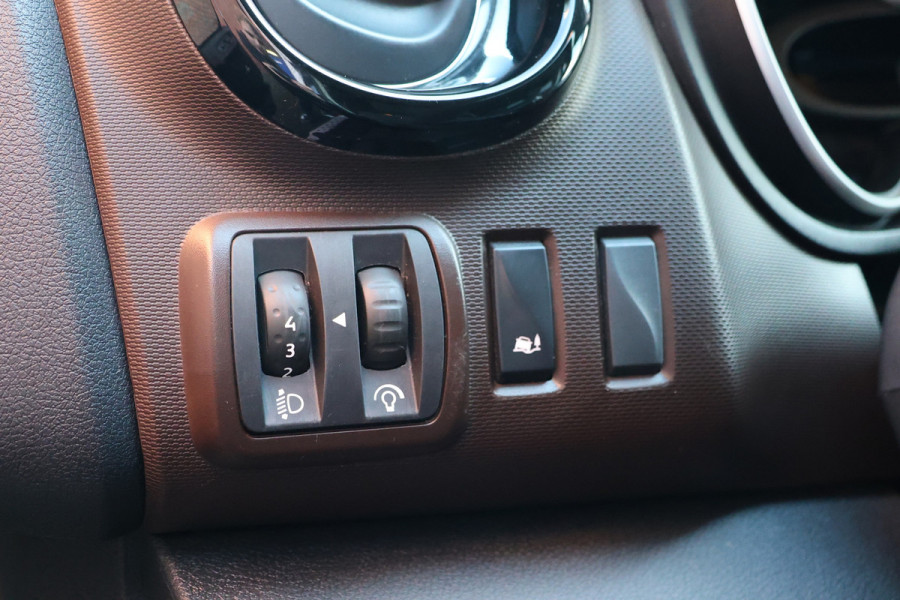 Fiat Talento 1.6 MJ EcoJet L2H1 DC | Dubbel Cabine | Camera | Navigatie | Cruise control | Trekhaak | Airco | Betimmering | Treeplanken | Euro 6 | Nieuwe APK | NL Auto