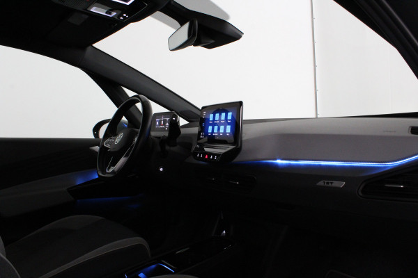 Volkswagen ID.3 First Plus 58 kWh > 91%SOH /Trekhaak / Camera / Matrix-LED / Stuurwiel verwarmd