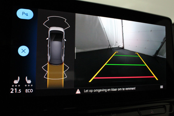 Volkswagen ID.3 First Plus 58 kWh > 91%SOH /Trekhaak / Camera / Matrix-LED / Stuurwiel verwarmd