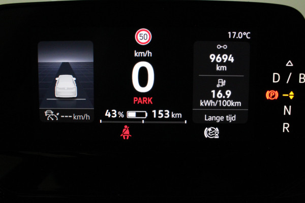 Volkswagen ID.3 First Plus 58 kWh > 91%SOH /Trekhaak / Camera / Matrix-LED / Stuurwiel verwarmd