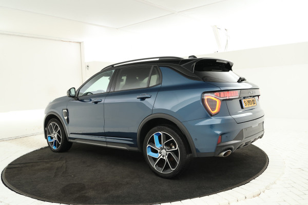 Lynk & Co 01 1.5 Zwarte Hemel, Panorama Dak, Black Pakket