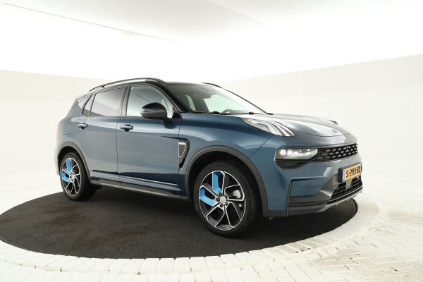 Lynk & Co 01 1.5 Zwarte Hemel, Panorama Dak, Black Pakket