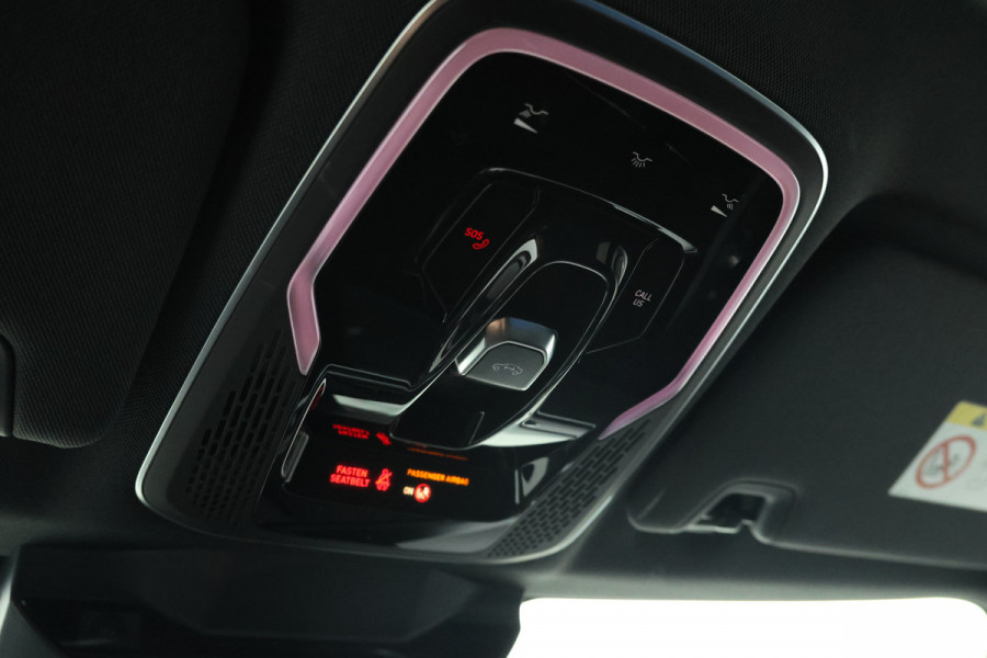 Lynk & Co 01 1.5 Zwarte Hemel, Panorama Dak, Black Pakket