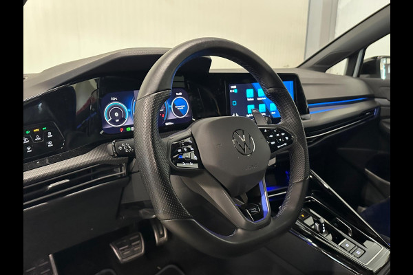 Volkswagen Golf 2.0 TSI R 4Motion | PANO | IQ LIGHTS | CAMERA | NIEUWSTAAT