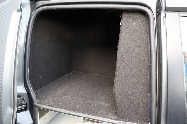 Volkswagen Caddy 2.0 TDI 150 PK L2H1 Maxi Highline | Koelwagen | L+R Schuifdeur | Bi-Xenon | ACC | Climate control | CarPlay | Navigatie | DAB | Trekhaak | Nieuwe APK | NL Auto