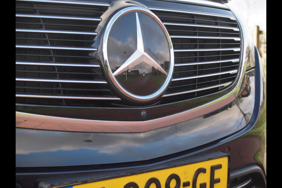 Mercedes-Benz EQC 400 4MATIC Business Solution Luxury 80 kWh | SOH 94% | Head-Up Display | Burmester Audio | 360 Camera | Schuifdak | Trekhaak |