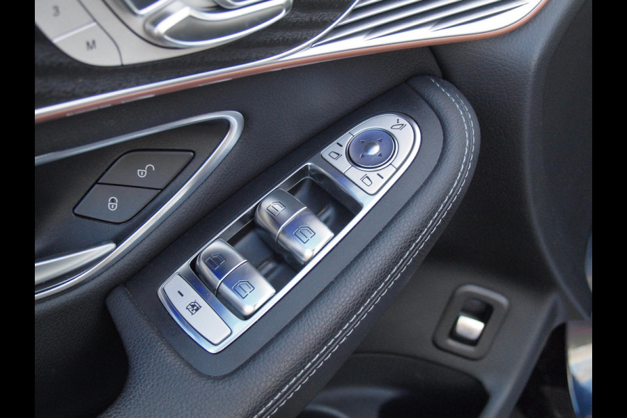 Mercedes-Benz EQC 400 4MATIC Business Solution Luxury 80 kWh | SOH 94% | Head-Up Display | Burmester Audio | 360 Camera | Schuifdak | Trekhaak |