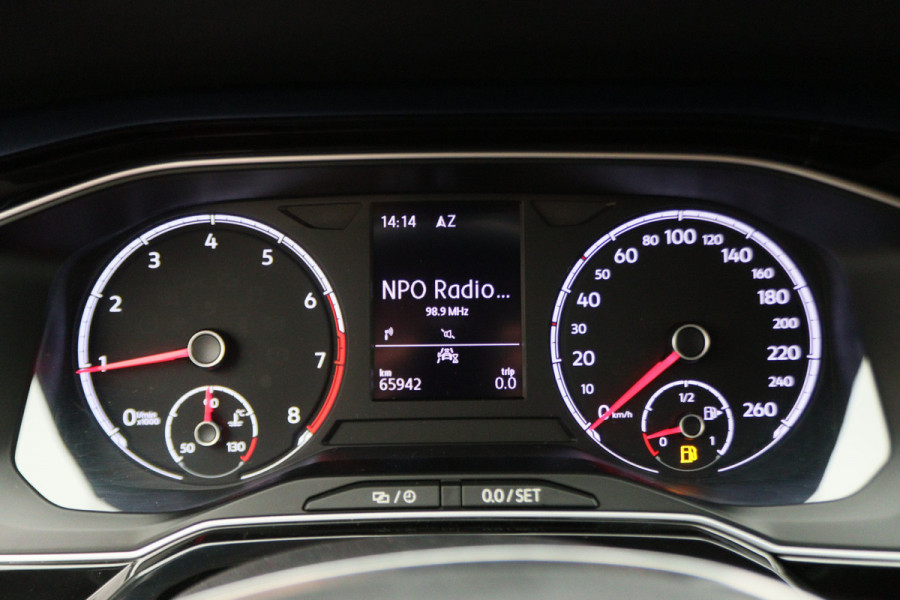 Volkswagen Polo 1.0 TSI Highline Climate, Apple Carplay, Stoelverwarming, Cruise, PDC, 15"