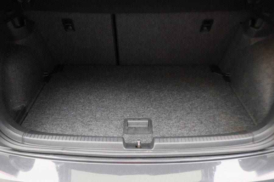 Volkswagen Polo 1.0 TSI Highline Climate, Apple Carplay, Stoelverwarming, Cruise, PDC, 15"