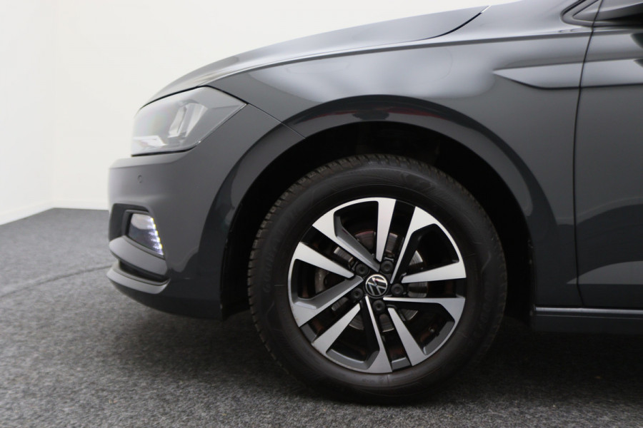 Volkswagen Polo 1.0 TSI Highline Climate, Apple Carplay, Stoelverwarming, Cruise, PDC, 15"