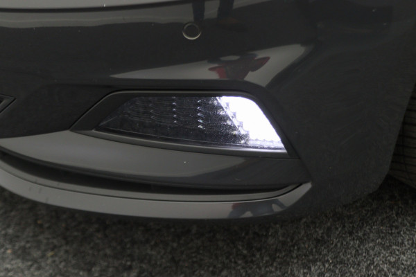 Volkswagen Polo 1.0 TSI Highline Climate, Apple Carplay, Stoelverwarming, Cruise, PDC, 15"