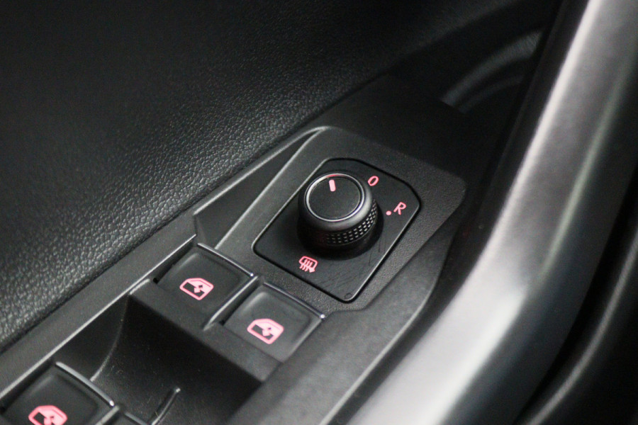 Volkswagen Polo 1.0 TSI Highline Climate, Apple Carplay, Stoelverwarming, Cruise, PDC, 15"