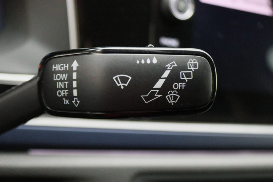 Volkswagen Polo 1.0 TSI Highline Climate, Apple Carplay, Stoelverwarming, Cruise, PDC, 15"